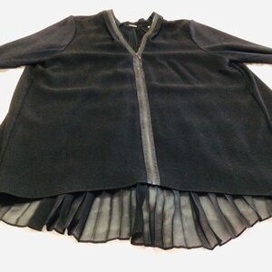 Elie Tahari Short Sleeve Full Zip Front Accordion Pleated Back Top M